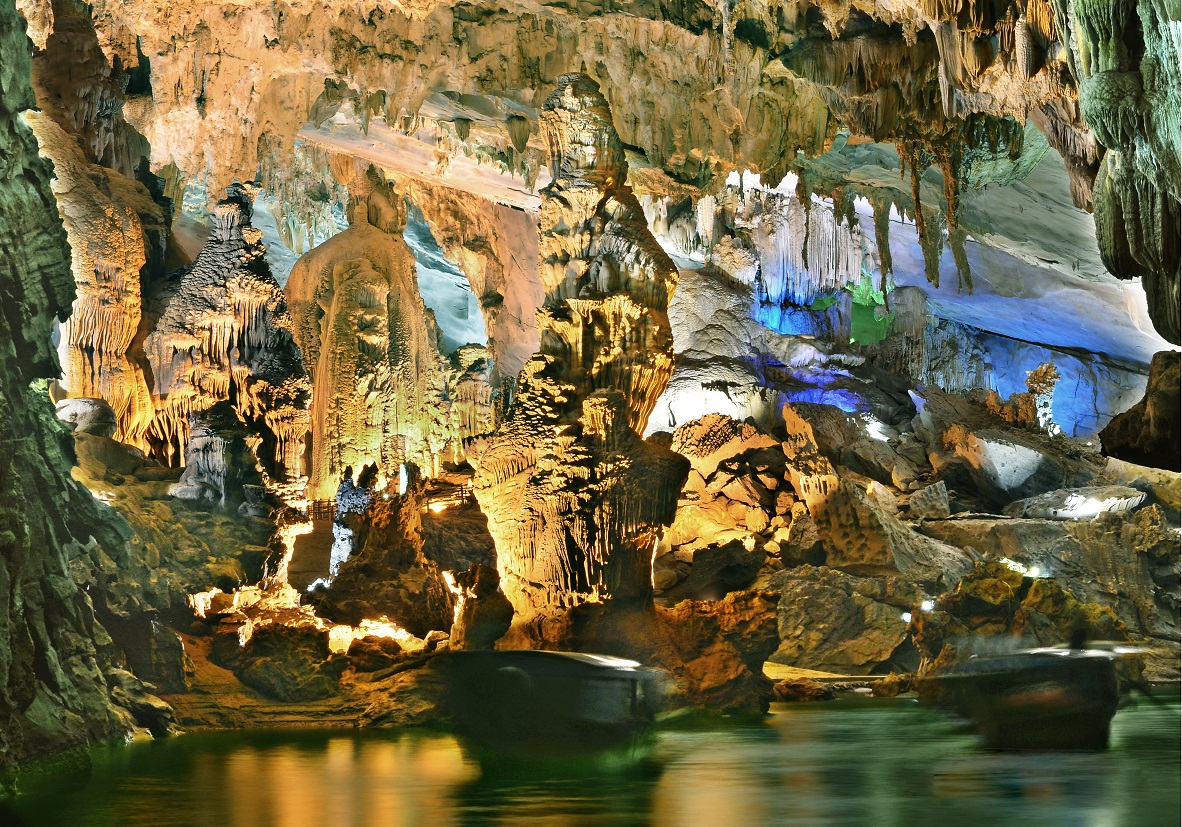 Thám hiểm động Thiên Đường - Phong Nha